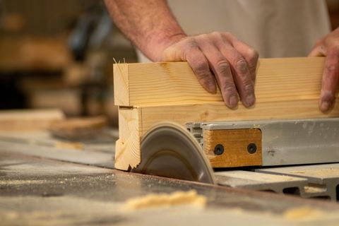 Plywood Cutting Machine: Explore Overview, Basics, Explanation, Knowledge, and Key Details
